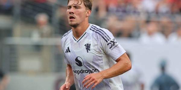 曼联前锋霍伊伦赴米兰交易达成 租借600万镑买断4000万