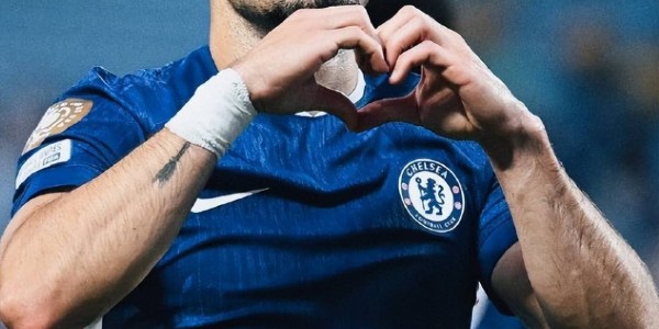 切尔西夺冠后加强引援，内托展示三座奖杯，赛季表现足够关键